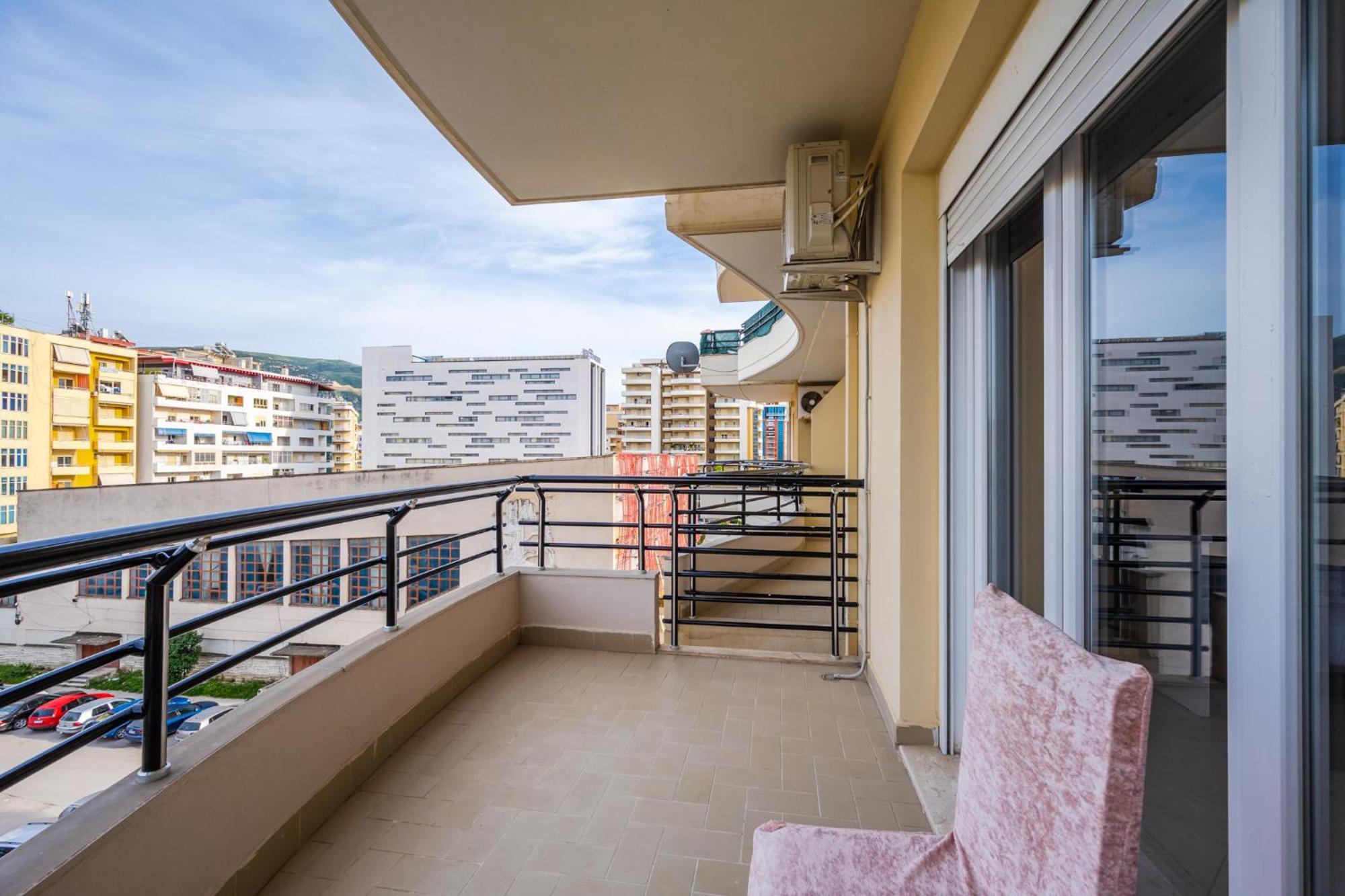 City Center Apartments By Kondo Stays Vlorë 외부 사진