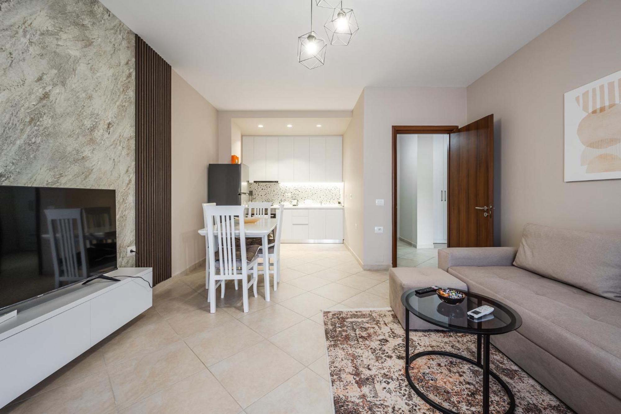 City Center Apartments By Kondo Stays Vlorë 외부 사진