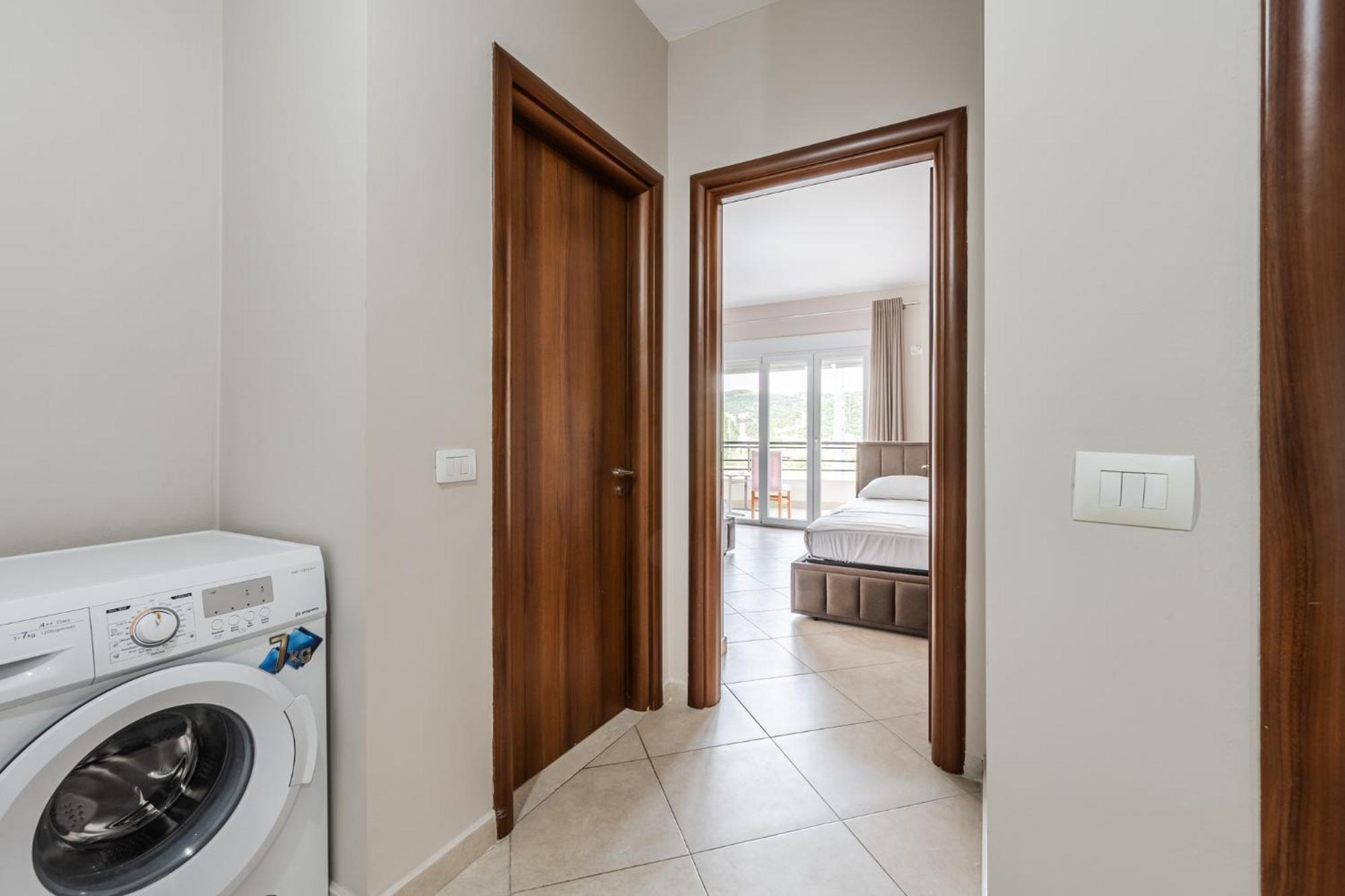 City Center Apartments By Kondo Stays Vlorë 외부 사진