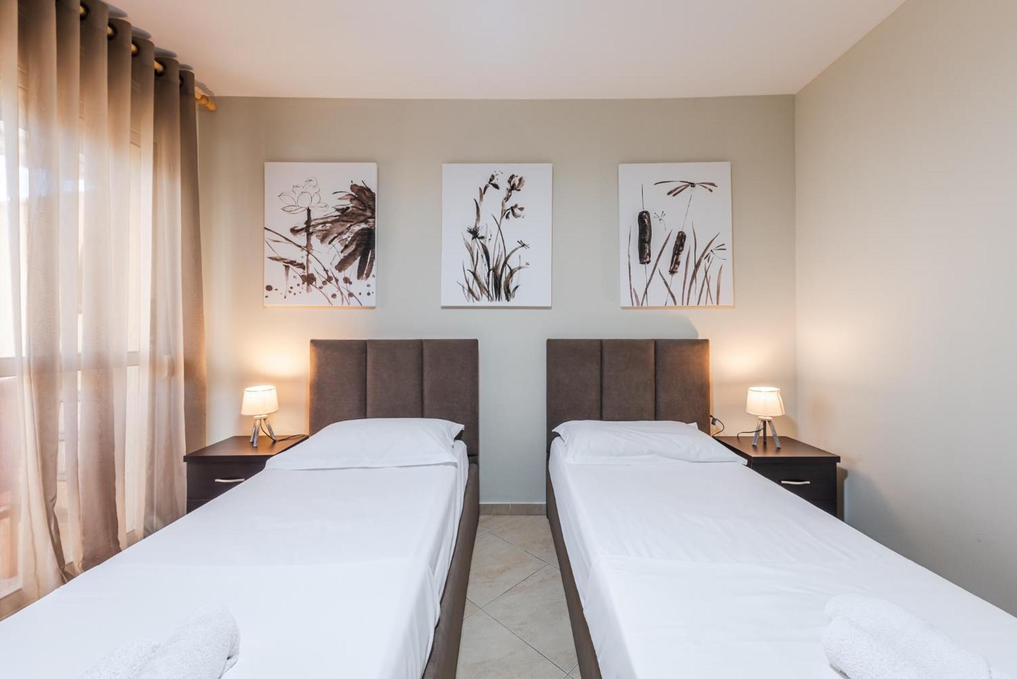 City Center Apartments By Kondo Stays Vlorë 외부 사진