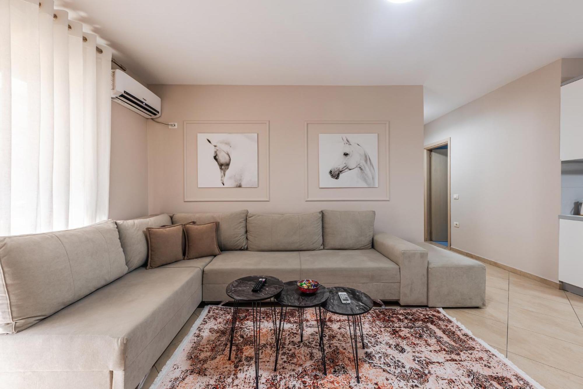 City Center Apartments By Kondo Stays Vlorë 외부 사진