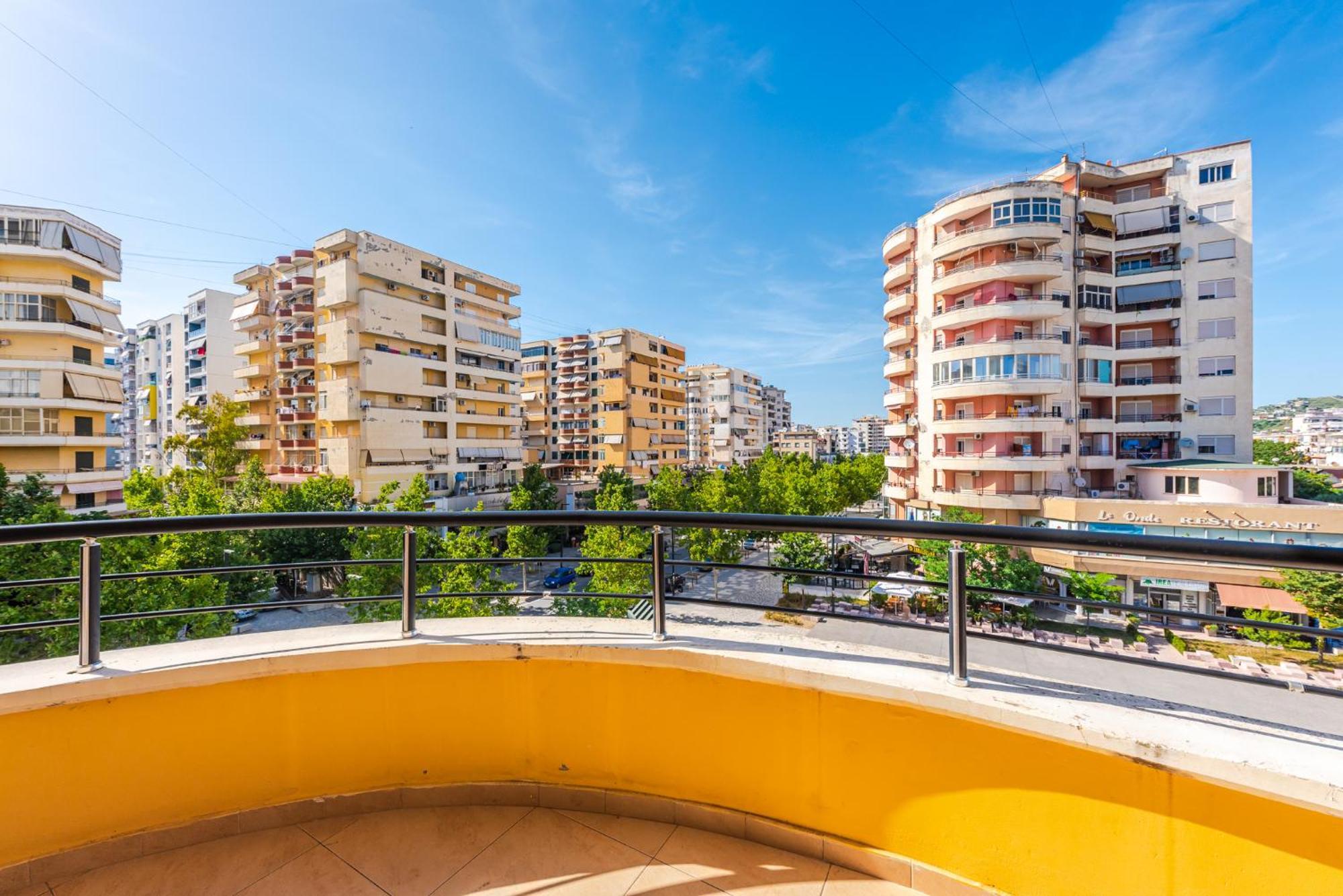 City Center Apartments By Kondo Stays Vlorë 외부 사진