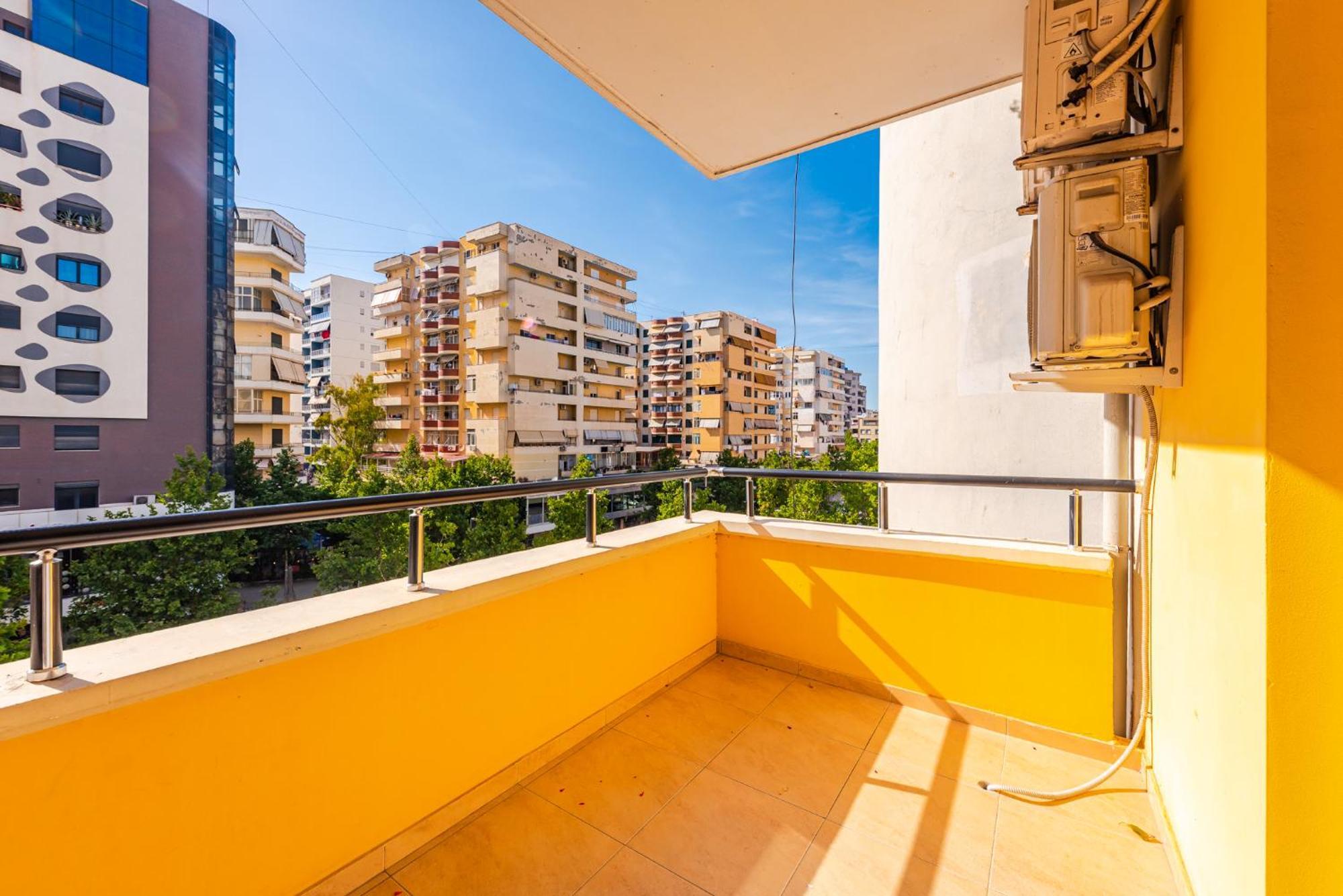 City Center Apartments By Kondo Stays Vlorë 외부 사진